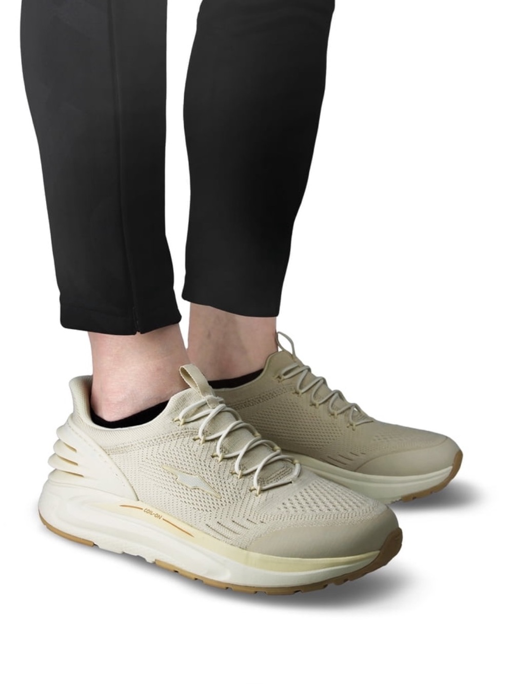 Women's Coil On Size 9W